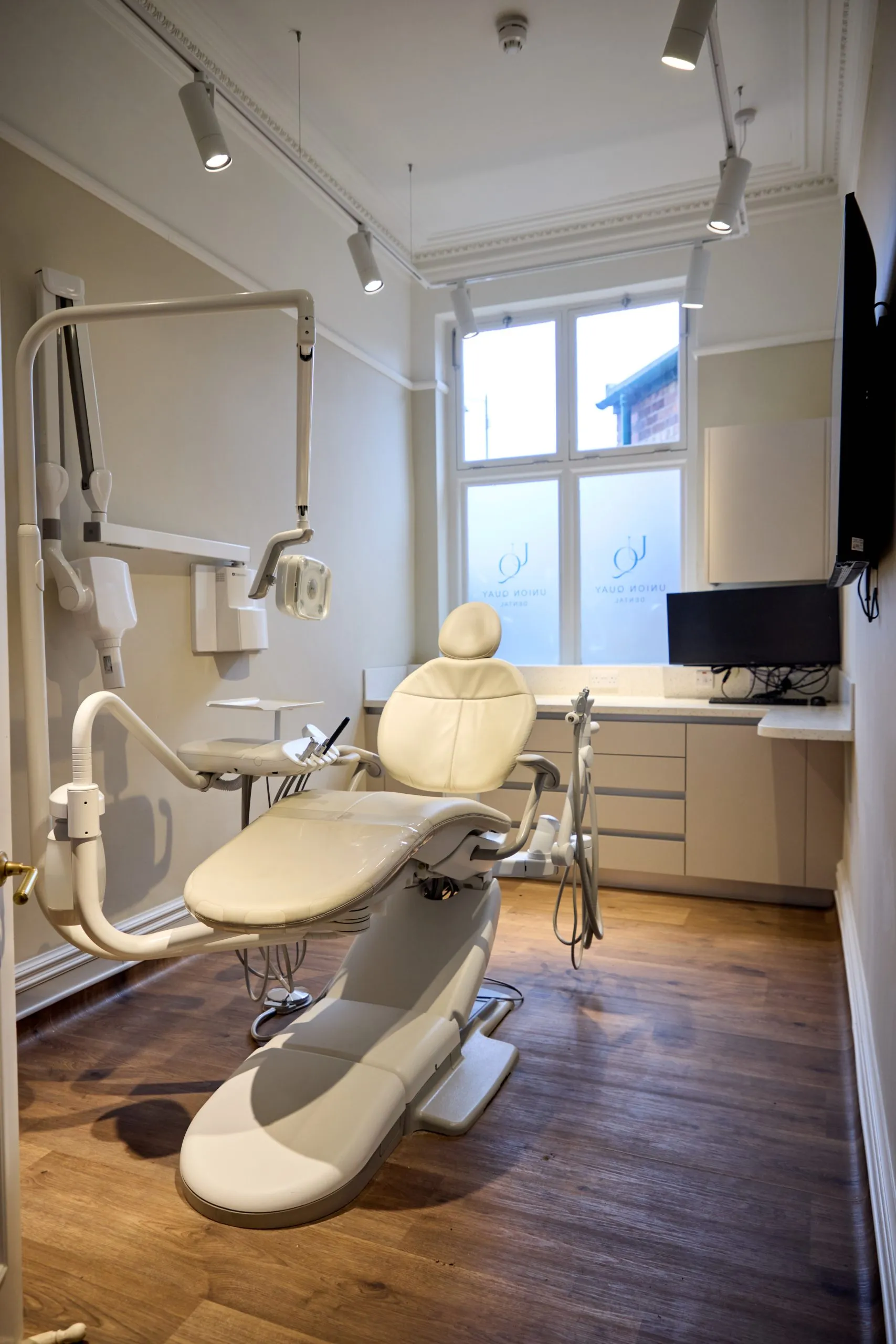 Fully equipped dental surgery in the period building at Union Quay Dental, Tynemouth